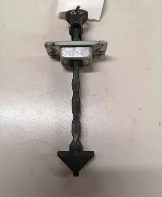 Mazda 5 Front door check strap stopper