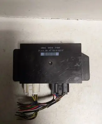Volkswagen PASSAT B5 Comfort/convenience module 3B0959798 5DK00775600