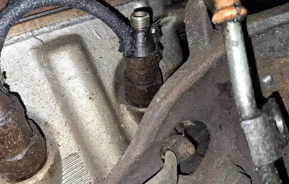 Volkswagen I LT Fuel injector