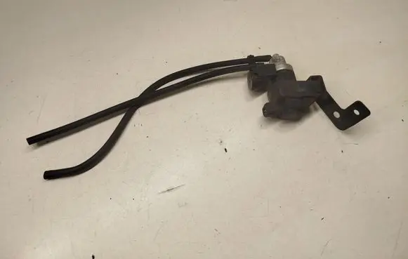 Hyundai H-1, Starex, Satellite Vacuum valve 70027200