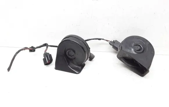 Volvo V60 Horn signal 31416116 31416117