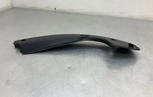 BMW 5 E60 E61 Other engine bay part 7034159