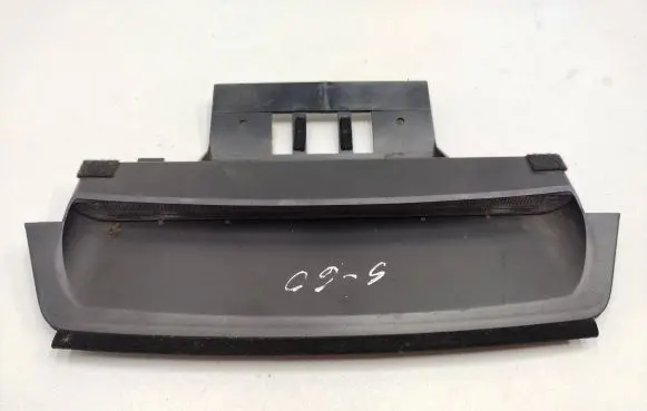 Volvo S60 Third/center stoplight 8641732