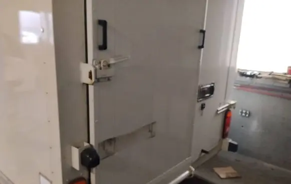 Renault Master III Back/rear loading door 