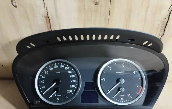 BMW 5 E60 E61 Speedometer (instrument cluster) 2134860194 6974576 110080213
