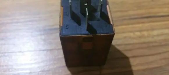 Ford Mondeo MK I Other relay 93BG14K087AA C8F6A