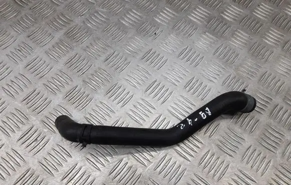 Audi A4 S4 B9 Engine coolant pipe/hose 8W1819373C