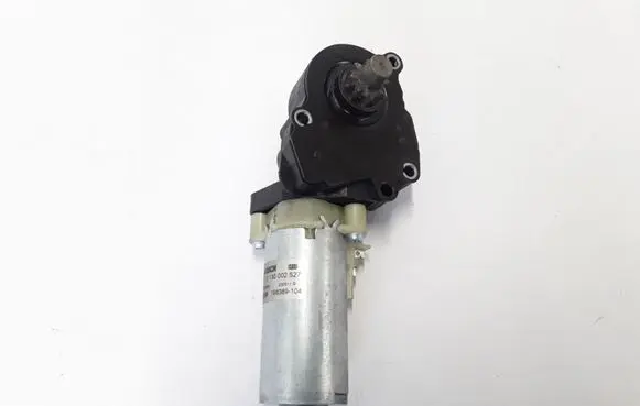 Volvo S80 Seat adjustment motor 0130002527