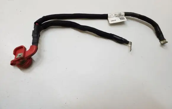 Chrysler Pacifica Positive cable (battery) 68271649AC P68271649AC