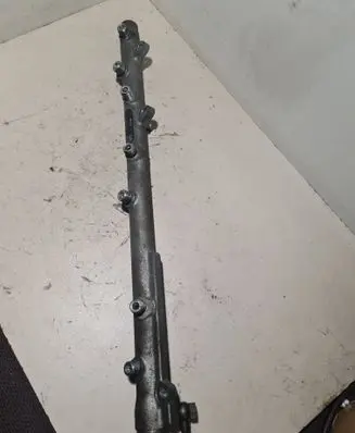 BMW X5 E53 Fuel injector supply line/pipe 7788679 0445216008