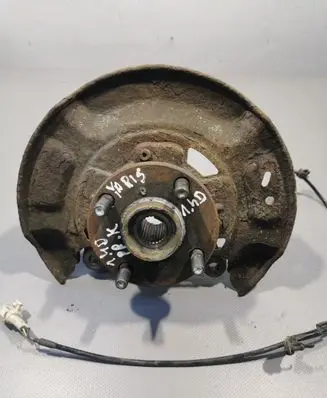 Toyota Yaris Front wheel hub