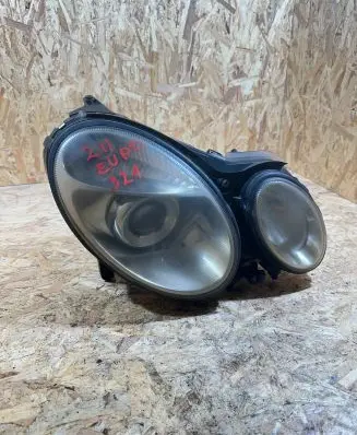 Mercedes-Benz E W211 Headlight/headlamp 16156400