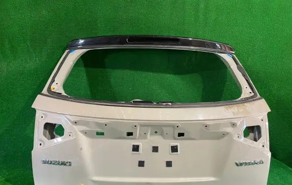 Suzuki Vitara (LY) Tailgate/trunk/boot lid