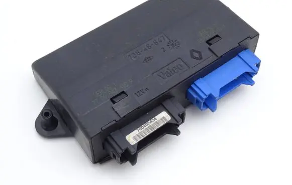 Renault Laguna I Other control units/modules 7700843415A 73846847