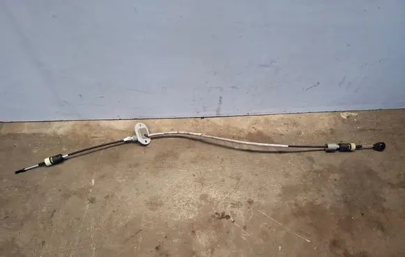 Volvo V60 Gear shift cable linkage 31492811