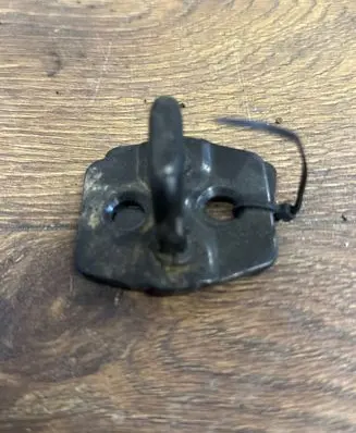 Renault Master III Rear door lock loop/hook striker 