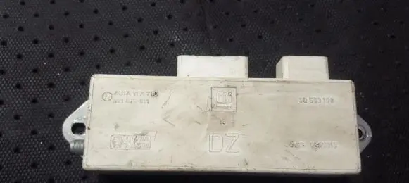 Opel Omega B1 Antenna control unit 90563190