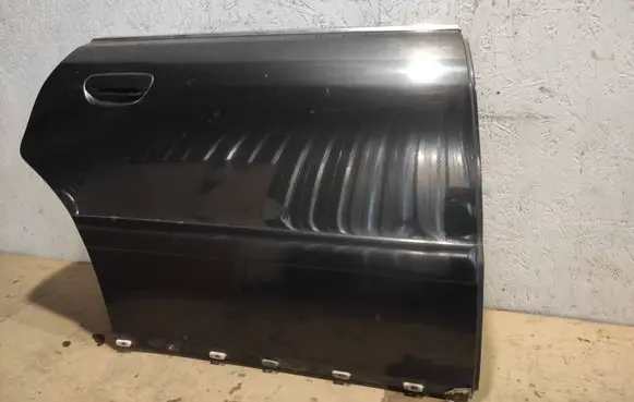Audi A4 S4 B5 8D Rear door