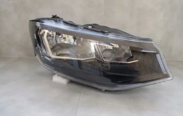 Volkswagen Caddy Headlight/headlamp 2K8941006