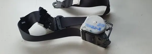 Nissan X-Trail T31 Middle seatbelt (rear) 
