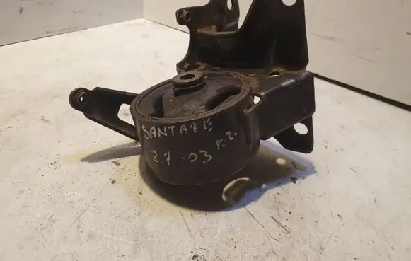 Hyundai Santa Fe Engine mount bracket 2183226220