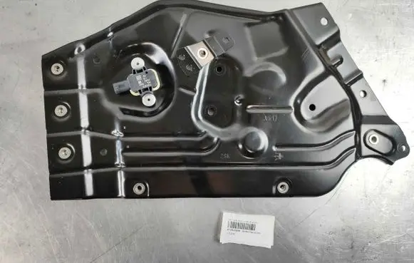 Maserati Levante Other front door trim element 670032896