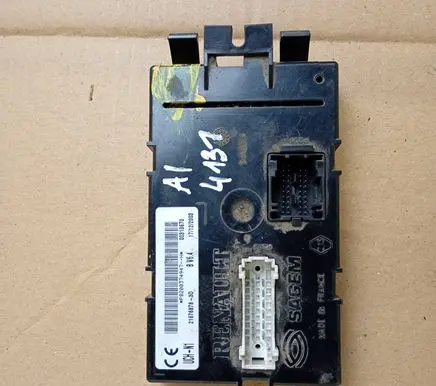 Renault Master II Other control units/modules P8200374947 00310670 216768783D