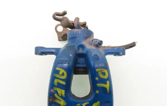 Alfa Romeo 159 Rear brake caliper