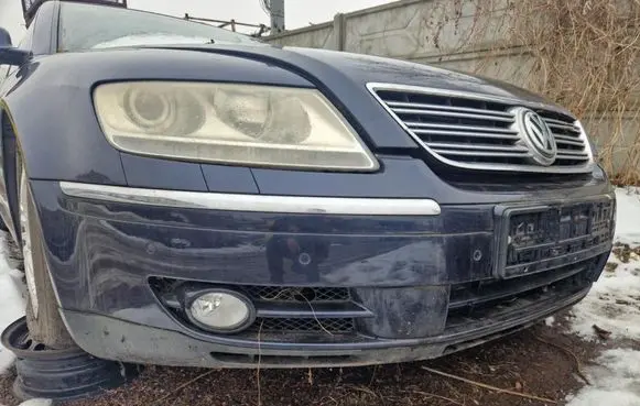 Volkswagen Phaeton Front bumper 