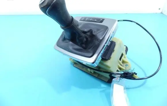Gear shift cable linkage