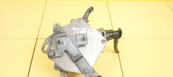 Ford Fiesta Vacuum pump CM5G2A451GB SFJB