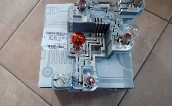 Mercedes-Benz C W204 Tail light part 2048201600 NE60502