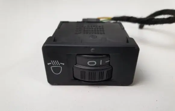 Peugeot 508 Headlight level height control switch 96384422