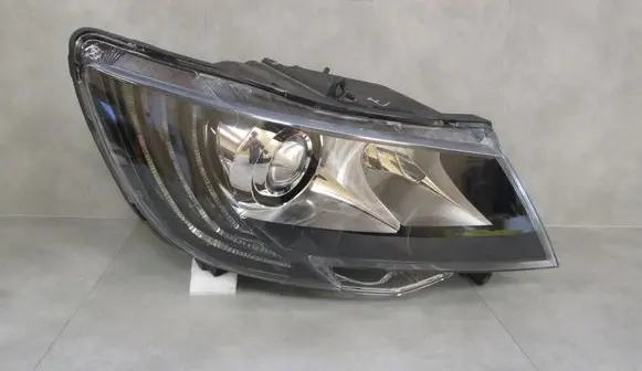 Skoda Superb B6 (3T) Headlight/headlamp 3T1941016H