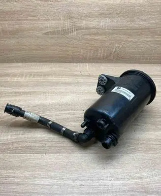 Power steering fluid tank/reservoir