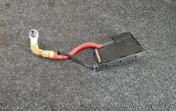 Mercedes-Benz GLC X253 C253 Positive cable (battery) A0009825323
