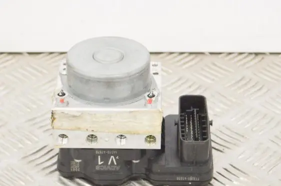 Toyota C-HR I ABS Pump 4451047070