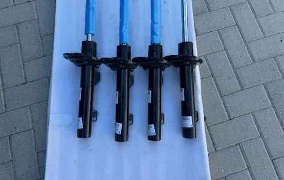 Volkswagen Passat Alltrack Front shock absorber/damper
