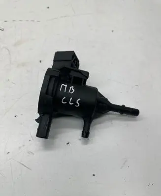 Mercedes-Benz CLS C218 AMG Vacuum valve A0014760532 40014760 1163A
