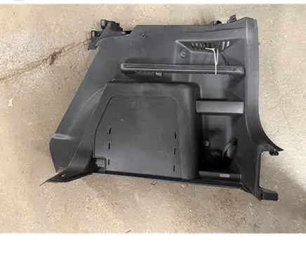Skoda Yeti (5L) Trunk/boot side trim panel 5L6867428M