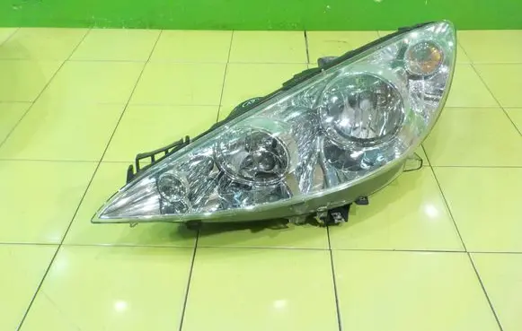 Peugeot RCZ Headlight/headlamp PRZOD