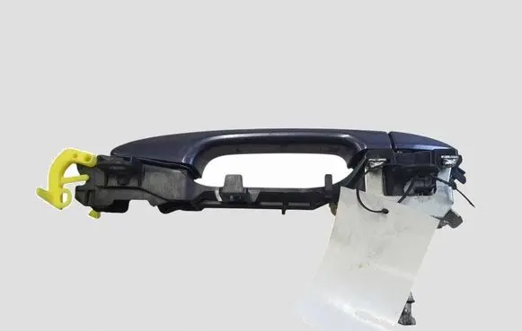 Toyota Avensis T270 Front door exterior handle