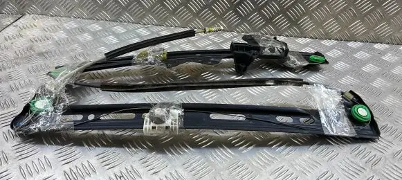 Citroen C4 Grand Picasso Front door manual window regulator 9675924080