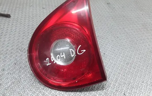 Volkswagen Golf V Tailgate rear/tail lights 1K6945094G