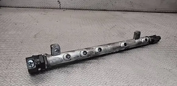 Mercedes-Benz B W245 Fuel main line pipe A6400701295 0281002494