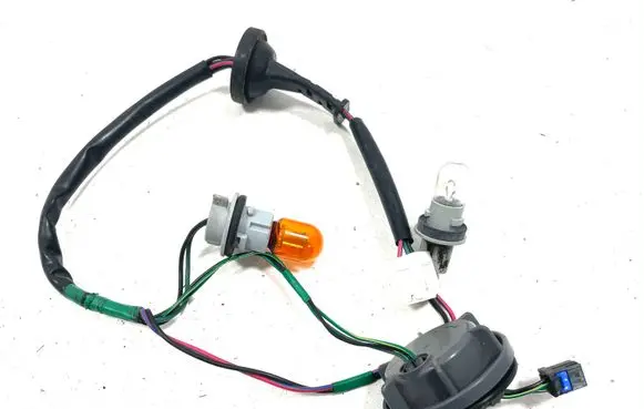 Nissan Leaf I (ZE0) Headlight/headlamp wiring loom/harness 