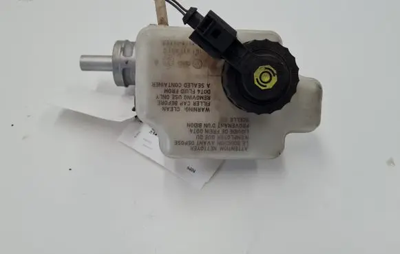Volkswagen Golf V Master brake cylinder 1K1614019B