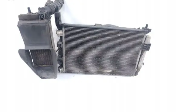 Ford Focus Coolant radiator BV61-9L440-CE