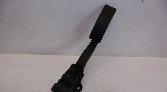 Mercedes-Benz CLA C117 X117 W117 Accelerator throttle pedal A2463001404