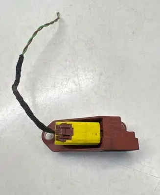 Volkswagen Golf IV Airbag deployment crash/impact sensor 1C0909606 5WK42957